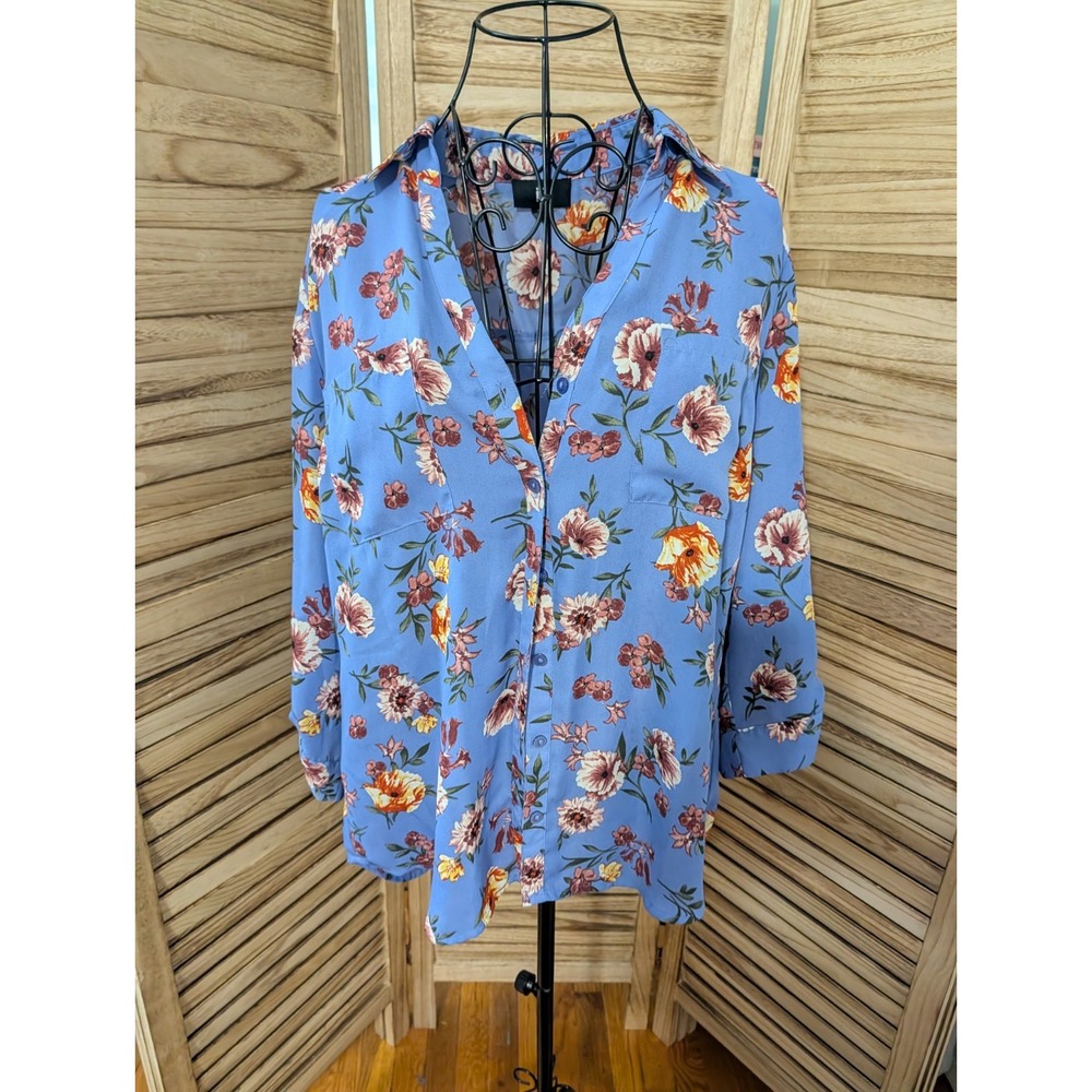 IZ Byer Blue Floral Button Up Top Size Large